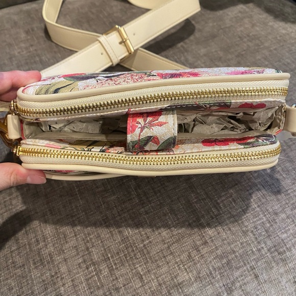 Small crossbody floral bag - Picture 2 of 3
